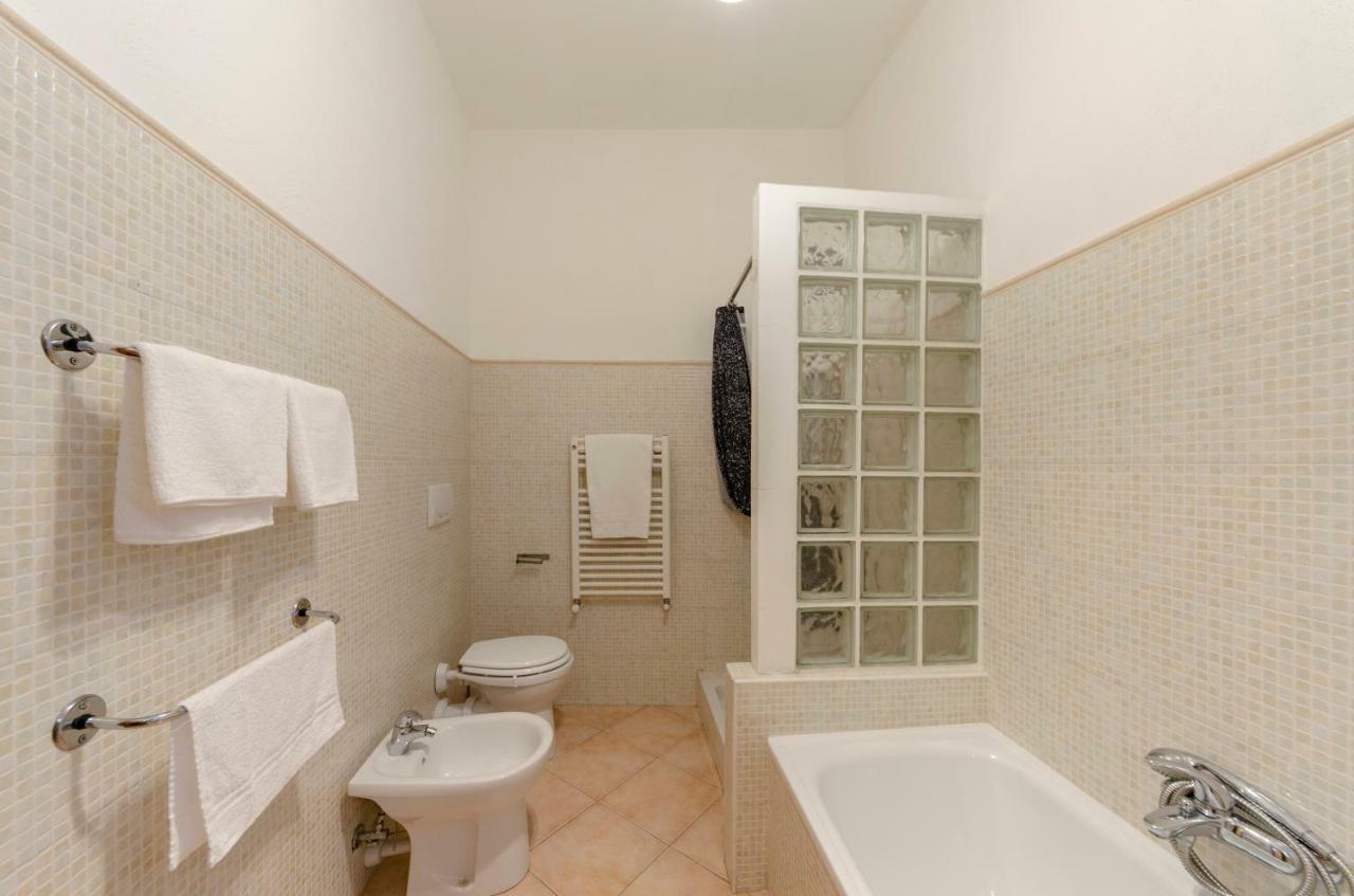 Joivy Warm Family Apt Near Porto Antico Apartman Genova Kültér fotó